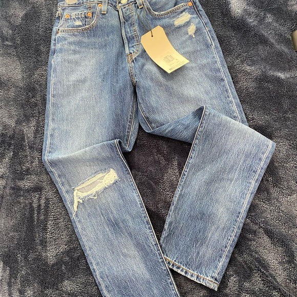 💥PRICE⬇️ LEVI’S - Women’s 501 Skinny Jeans - size 28x28 - Picture 10 of 13